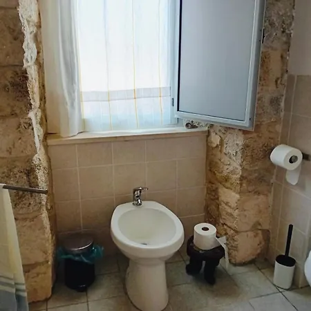 Casa Elvira Basilico Intera * San Valentino in Abruzzo Citeriore