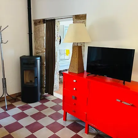 Casa Elvira Basilico Intera * San Valentino in Abruzzo Citeriore