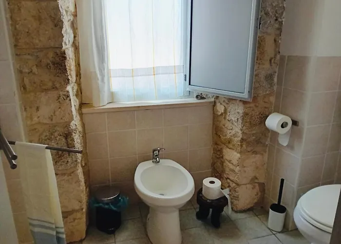 Casa Elvira Basilico Intera * San Valentino in Abruzzo Citeriore